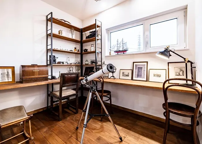 Antiques Inuyama -アンティークス犬山-